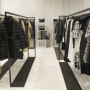 Магазин женской одежды “Atos Lombardini”